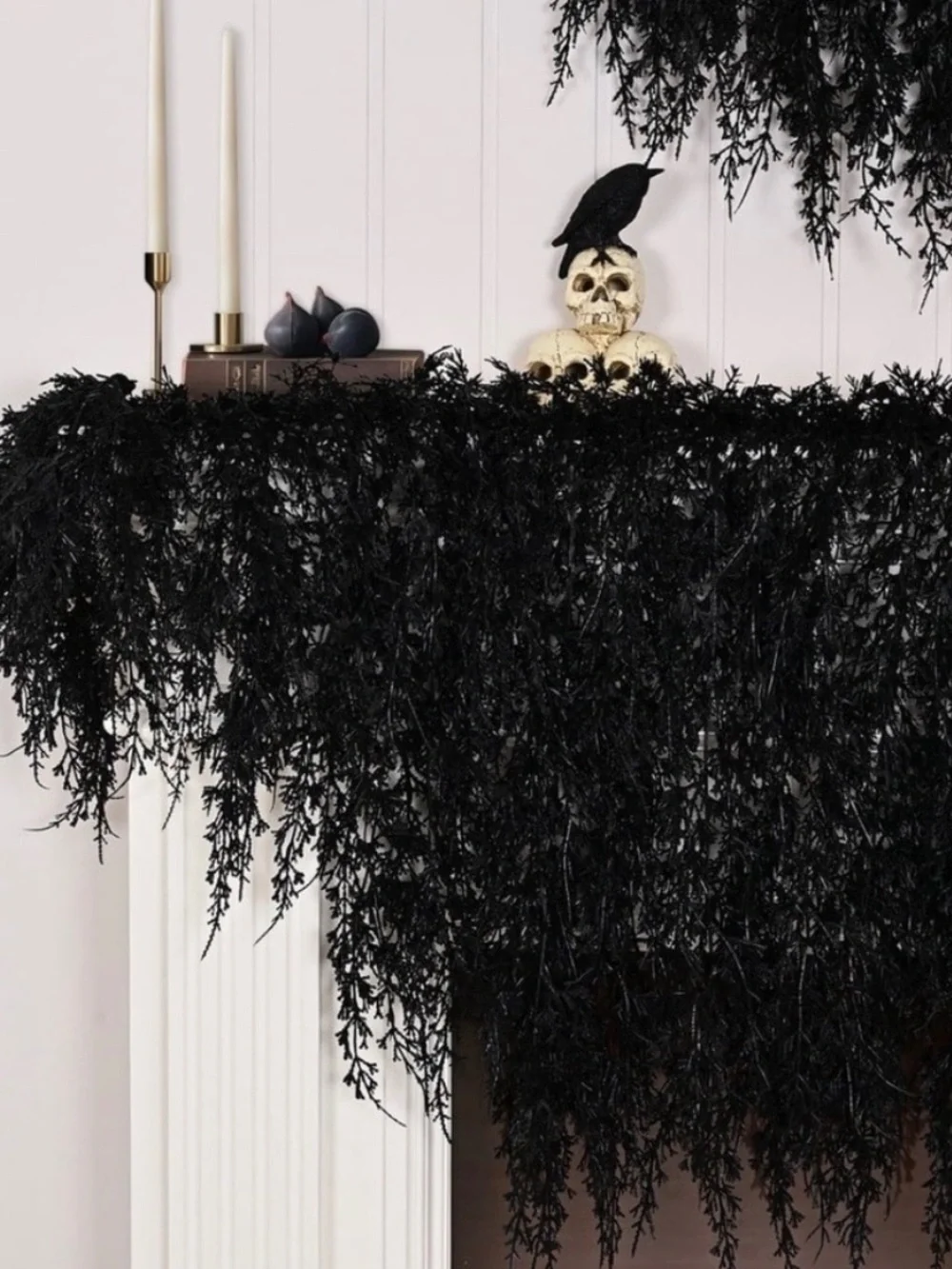 My Texas House Halloween Drapey Faux Cedar Garland, Black, 6'